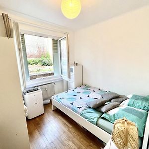 Cozy Room In Lyon For One Person Chez Dalia